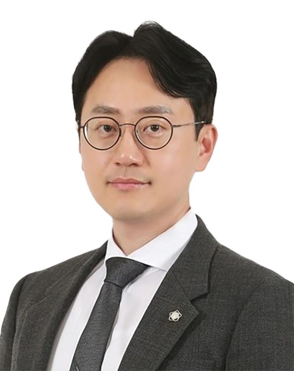 박정환 변호사/가맹거래사 인물사진